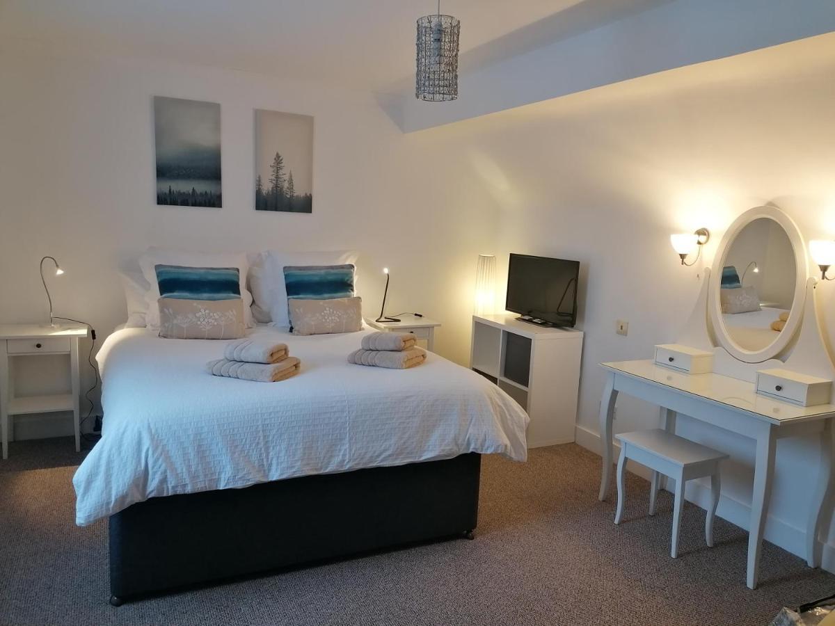 Holiday home Two Sails - Spacious Modern Family Seaside - Parking - Wood-burner - Dog Friendly