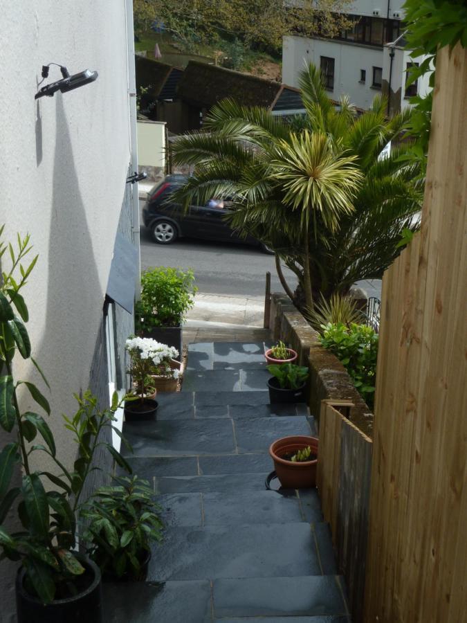Two Sails - Spacious Modern Family Seaside - Parking - Wood-burner - Dog Friendly